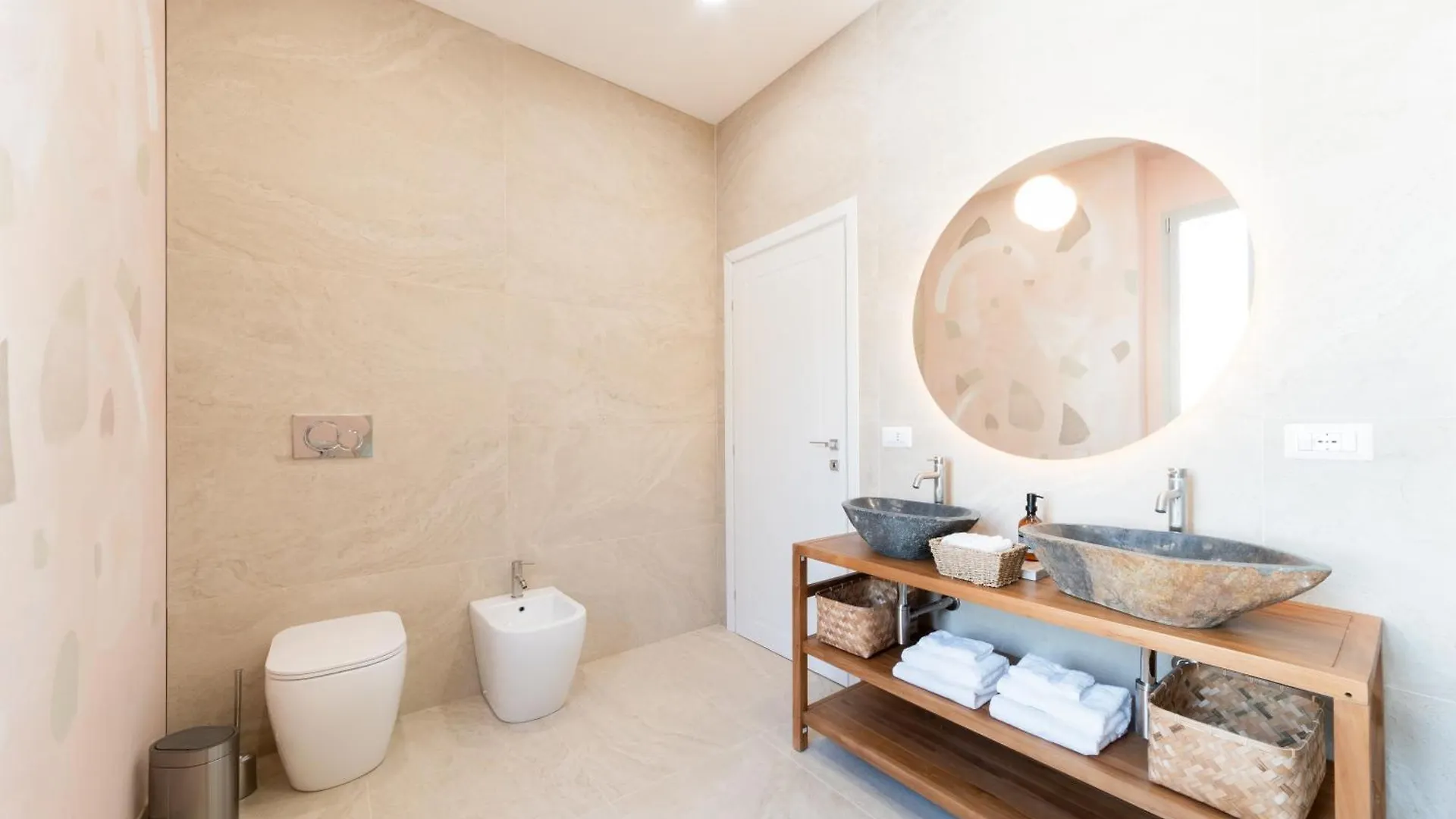 Guest house Alagon6 Rooms Cagliari